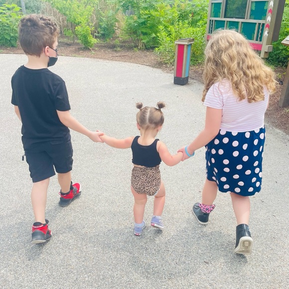 Meet your Posher, Marissa and David - Picture 4 of 10